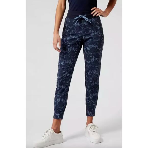 Athleta Trekkie North‎ Jogger Lightweight Ripstop Hiking Outdoors Navy Floral 2 - Picture 1 of 12